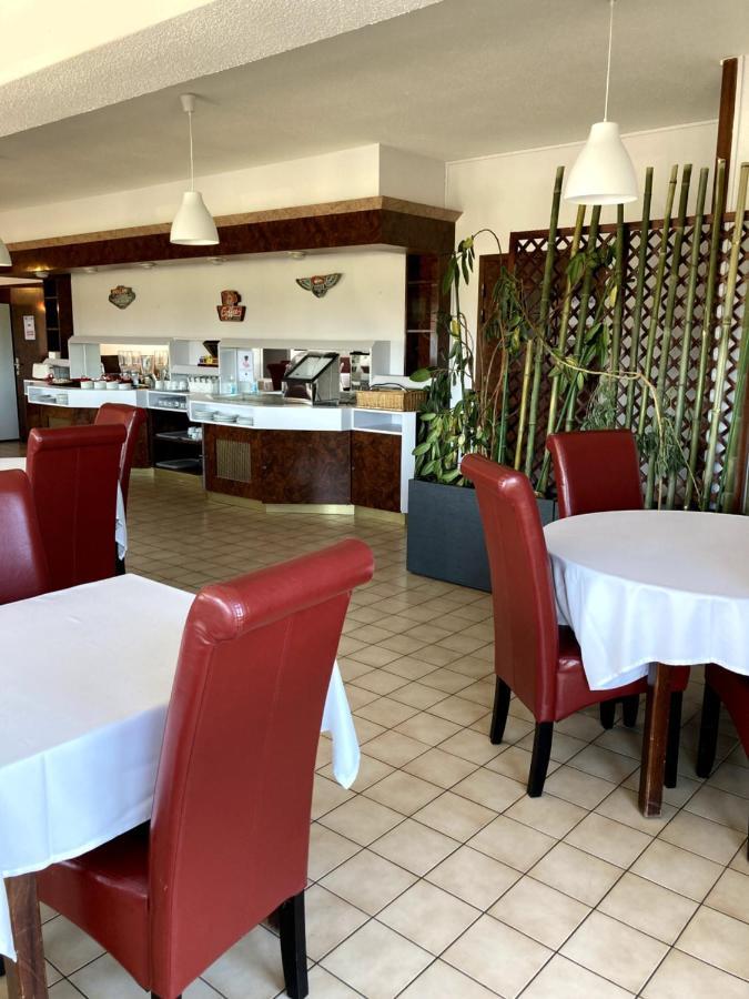 Brit Hotel Essentiel Moulins Avermes Εξωτερικό φωτογραφία