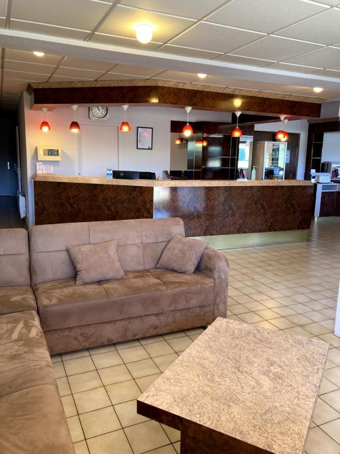 Brit Hotel Essentiel Moulins Avermes Εξωτερικό φωτογραφία