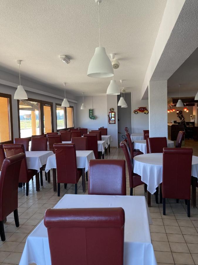 Brit Hotel Essentiel Moulins Avermes Εξωτερικό φωτογραφία
