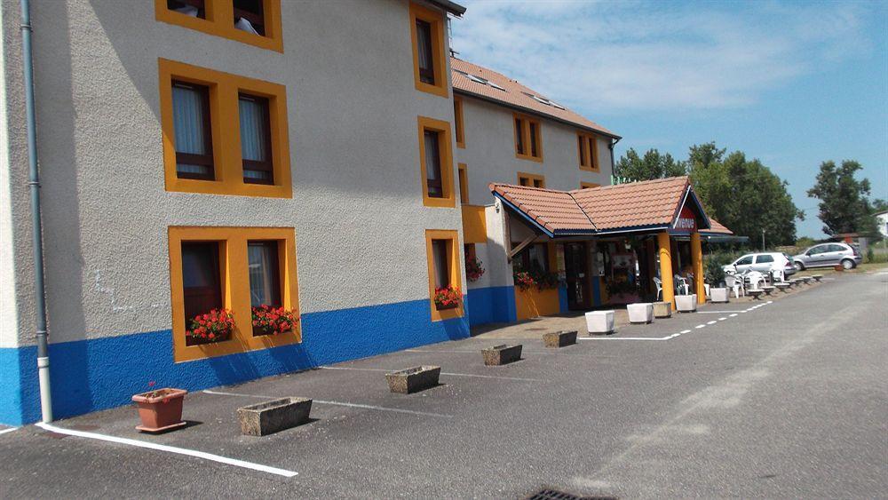 Brit Hotel Essentiel Moulins Avermes Εξωτερικό φωτογραφία
